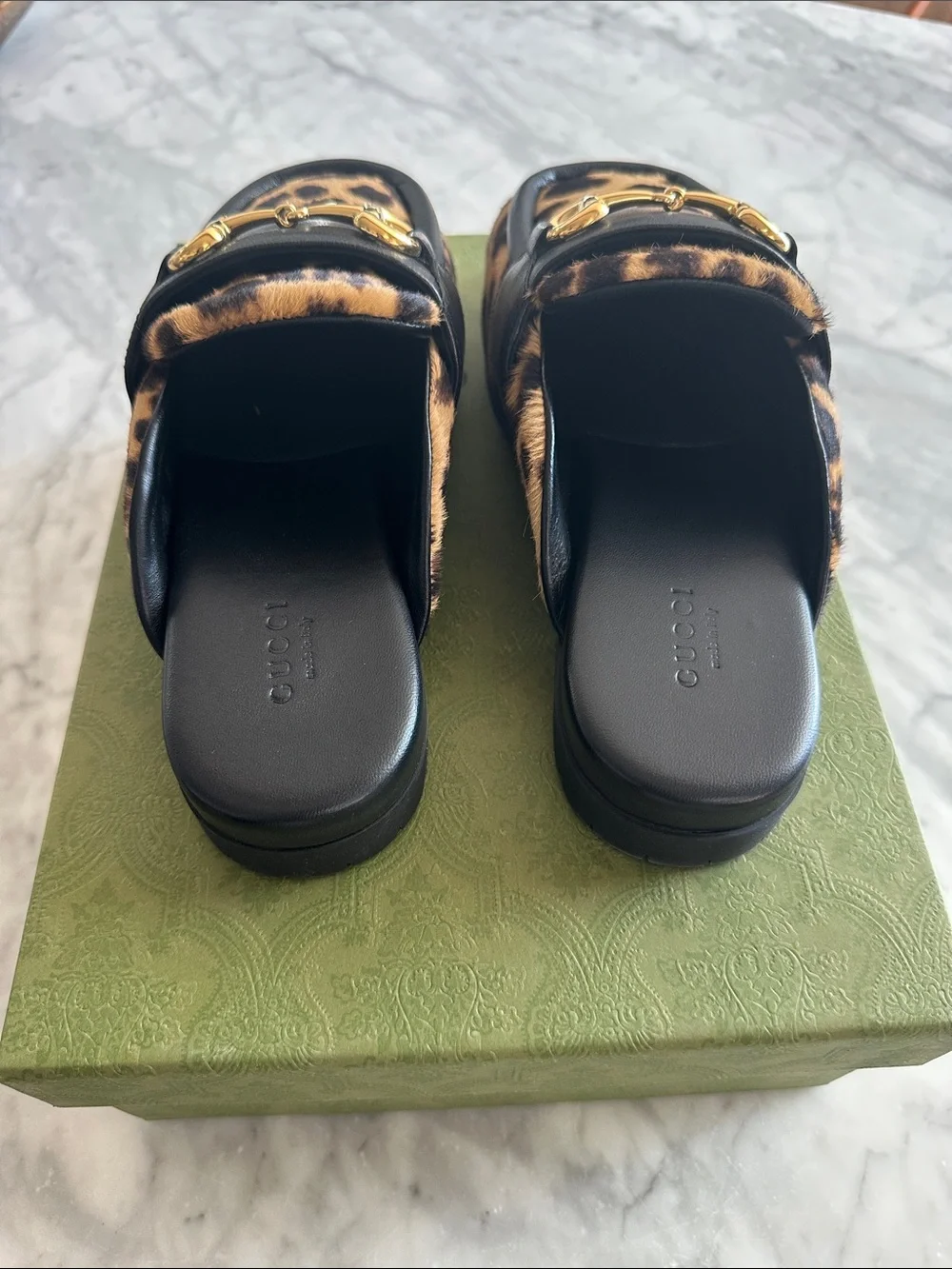 Gucci Leopard Print Fur Backless Loafers w/ Black Leather & Gold Bit size 37 NWT - Picture 4 of 6